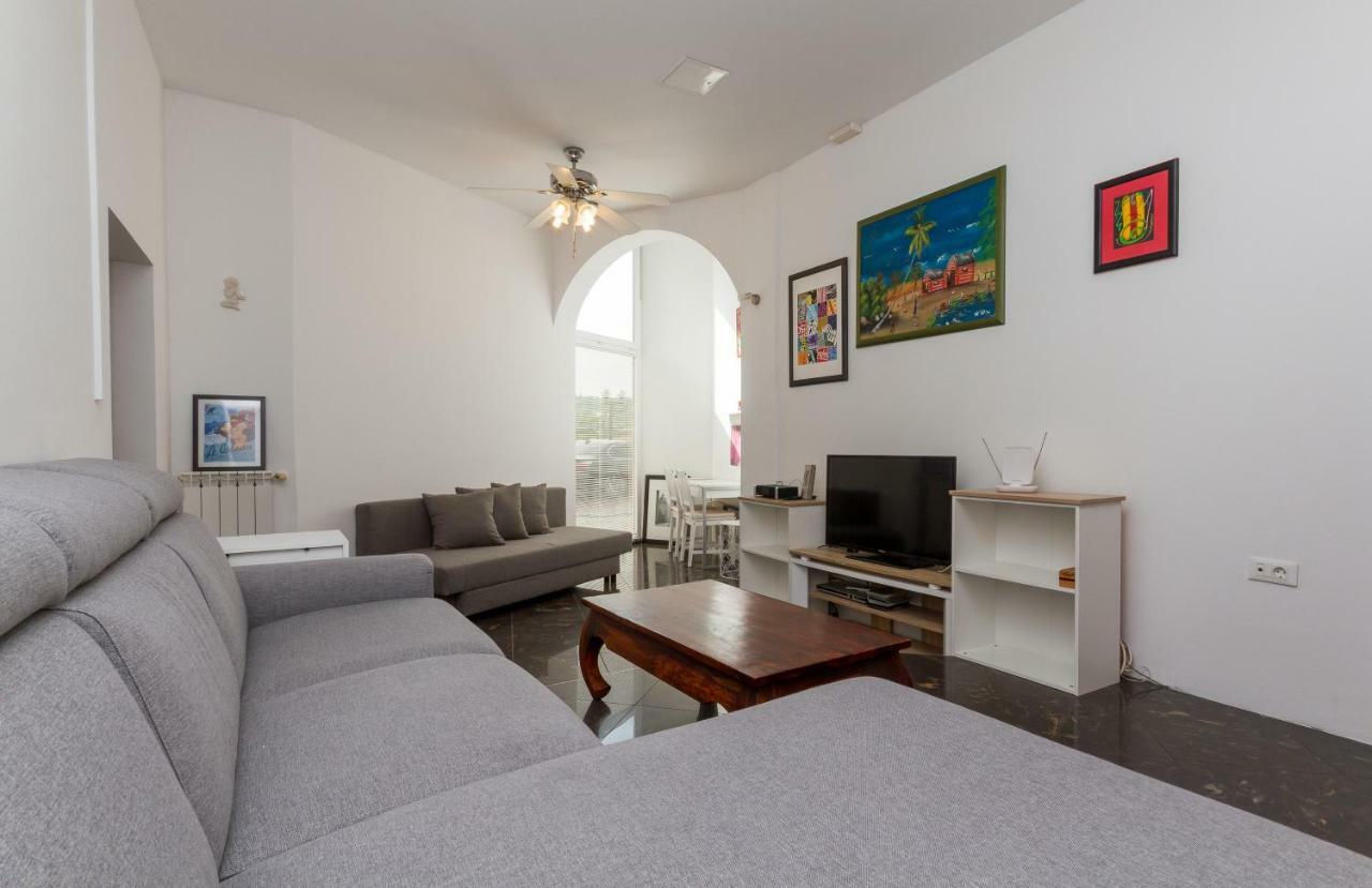 Philosophy Apartment Порторож Экстерьер фото